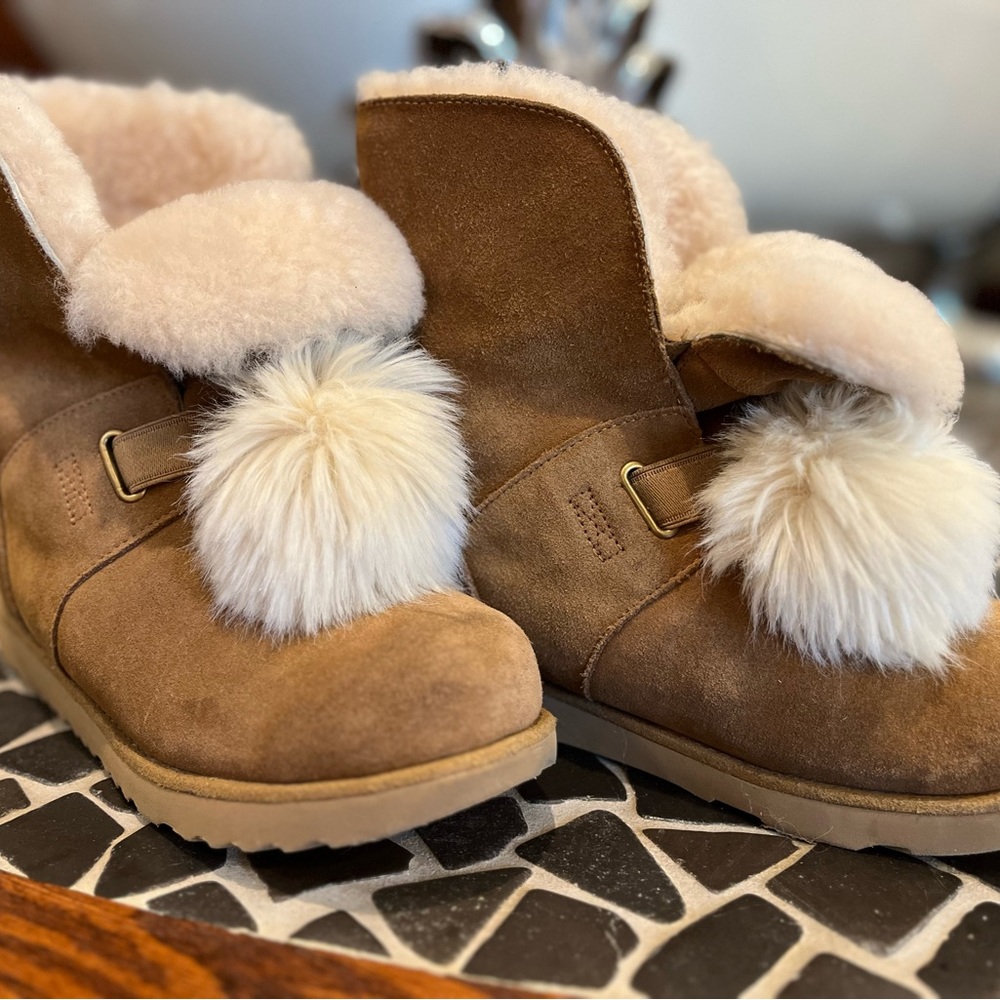 Ugg Isley Pom-Pom boot shearling suede waterproof￼ boot in chestnut. Like new.